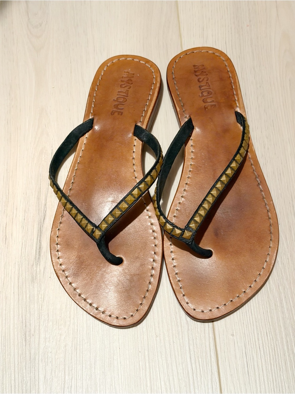 Mystique Boutique Tan Leather Sandal Thong with Black Straps & Gold Studs